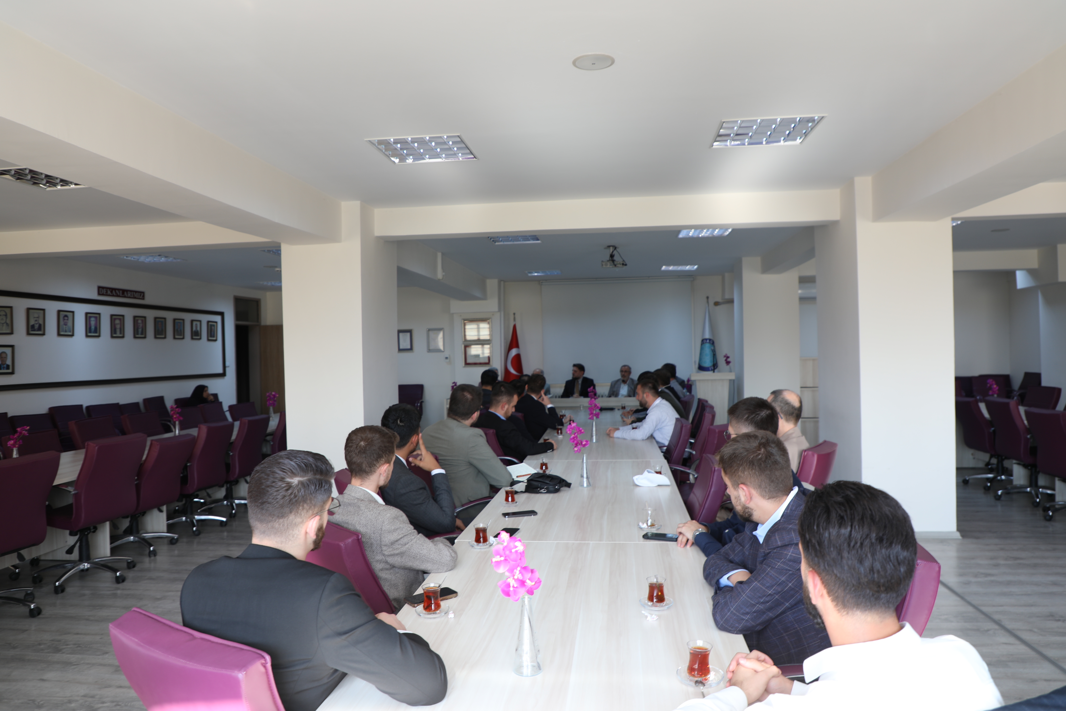 Kosova İslam Birliği Öğrencileri Fakültemizi Ziyaret Etti